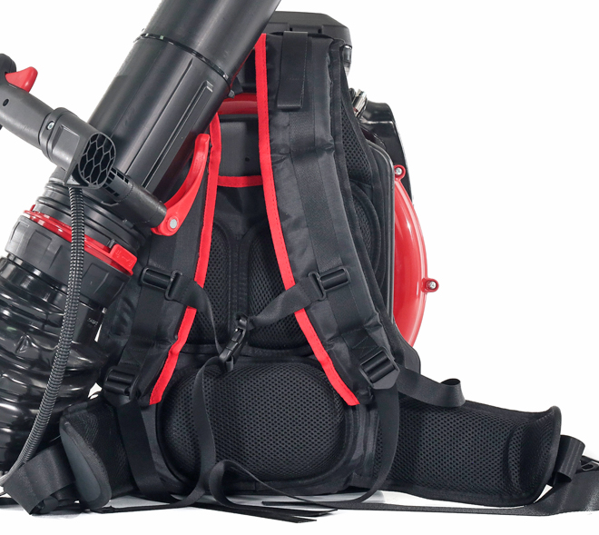 <b>Профессиональная ранцевая система ношения в сочетании с антивибрационной системой AntiVib</b> позволяет комфортно работать в течении рабочей смены.