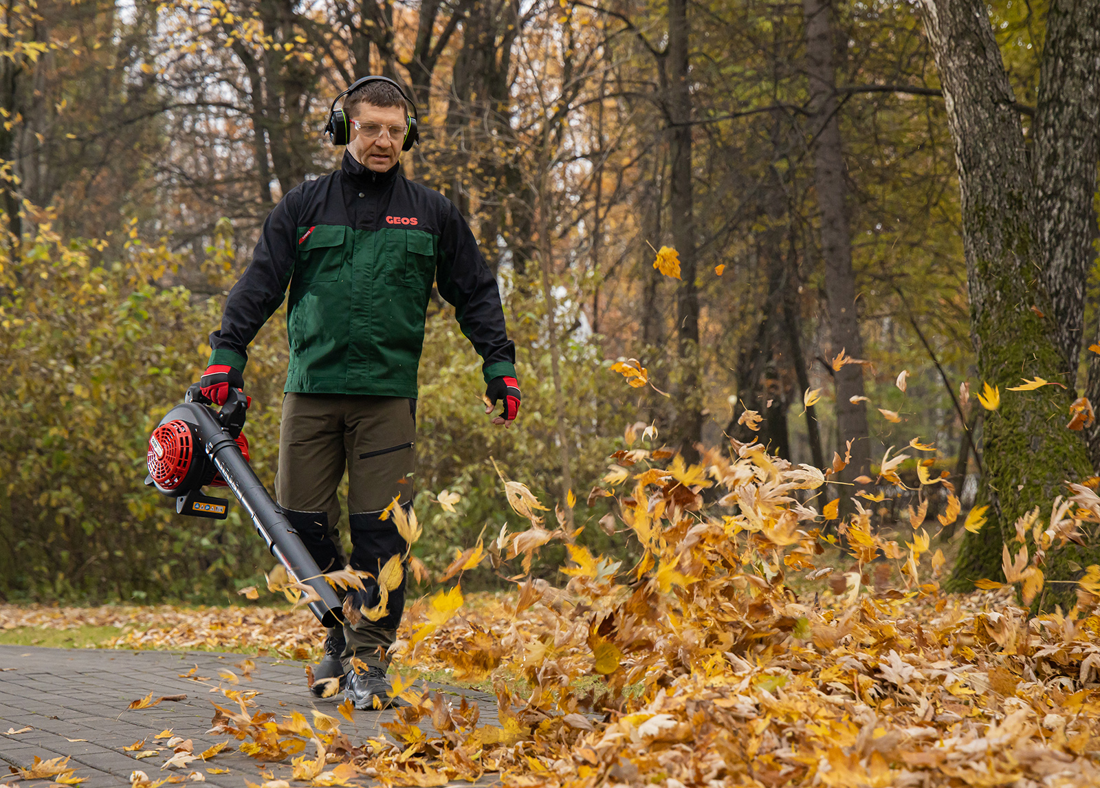 Воздуходув ручной бензиновый GEOS Max HB 330